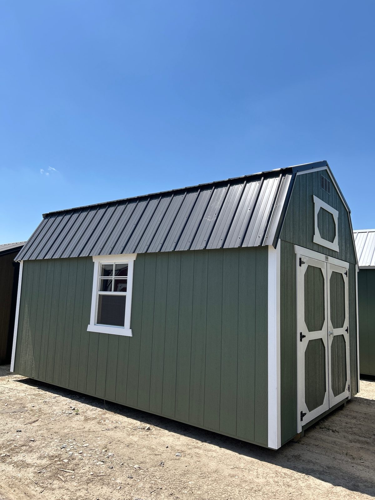 Lofted Barn - 10x16