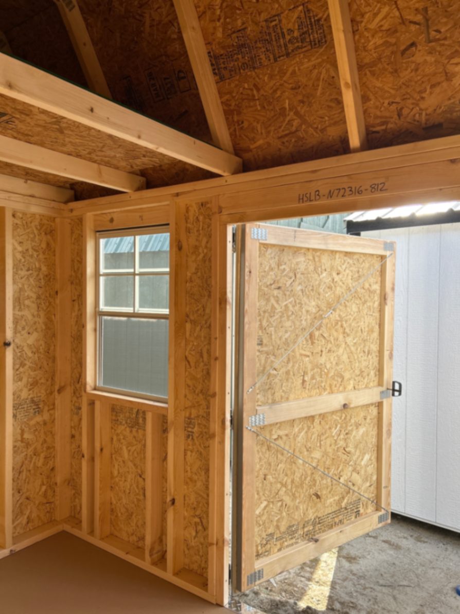 Lofted Barn - 8x12 interior